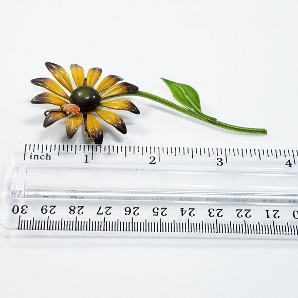 Vintage Brown Golden Yellow Flower Brooch, Lady Bug On Petal, 3 3/4 Inches - Picture 8 of 10